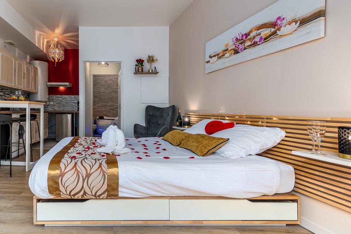 Havre De Paix Jacuzzi Apartment Asnieres-sur-Seine Exterior photo